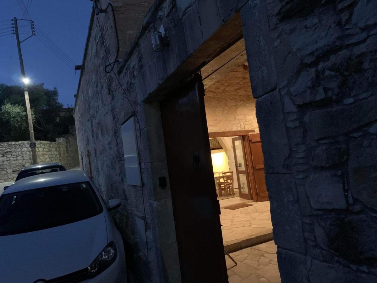 Thalassovouni Traditional House In The Center Of The Village エクステリア 写真